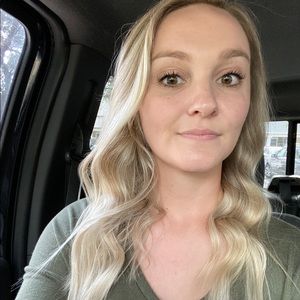 Meet your Posher, Karina